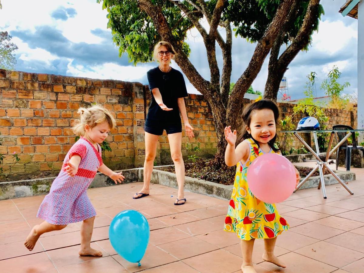 Vietnam Phuot Real Home Kon Tum Bagian luar foto