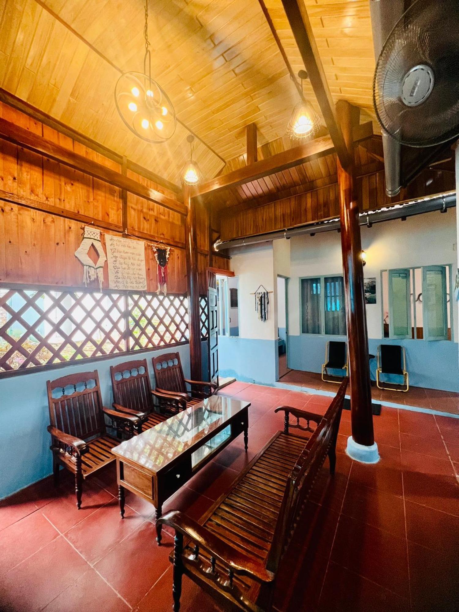 Vietnam Phuot Real Home Kon Tum Ruang foto